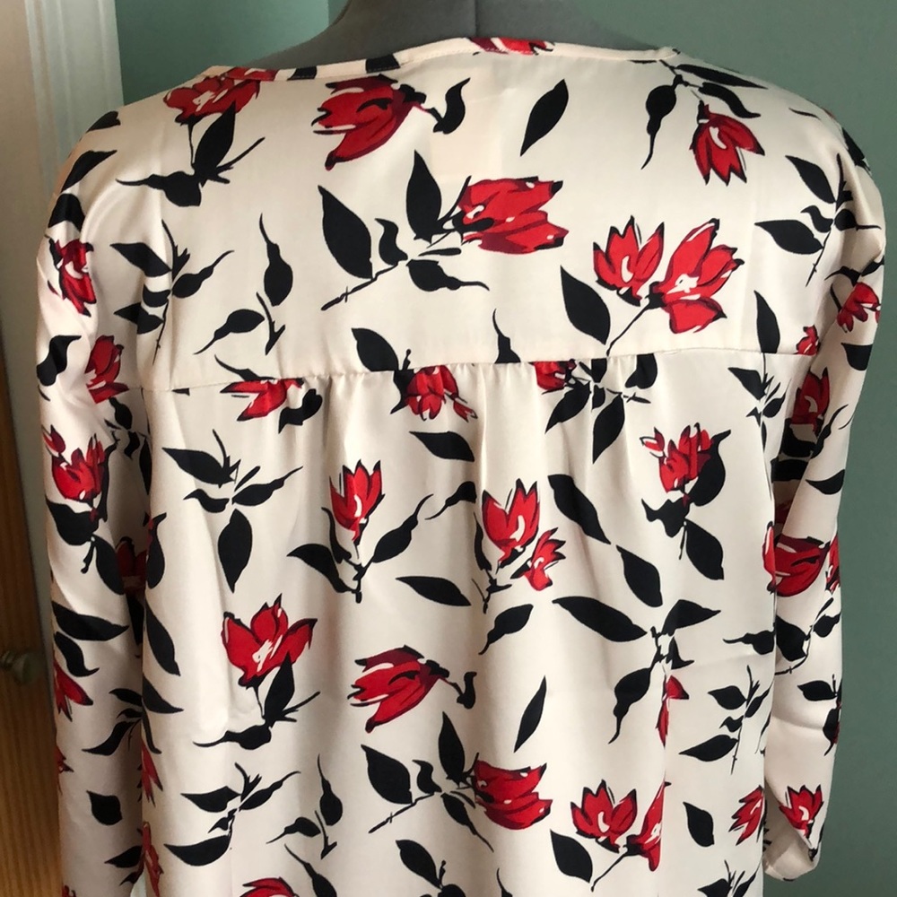 Blouse - Picture 7 of 9